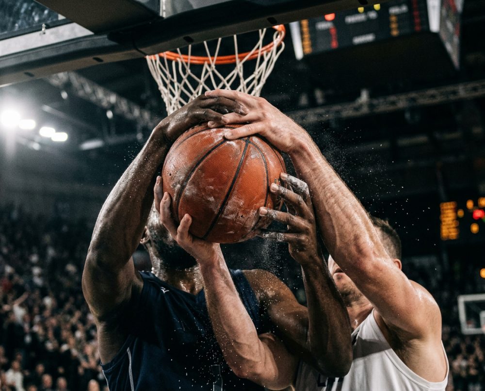 NBA数据实验室：用四组指标读懂洛杉矶快船对金州勇士
